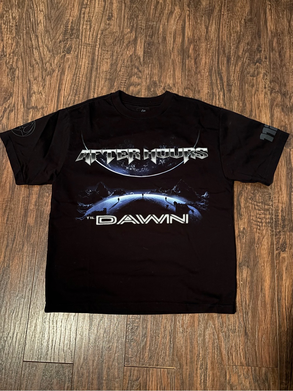 The Weekend After Hour Til Dawn 2025 Shirt Size Small